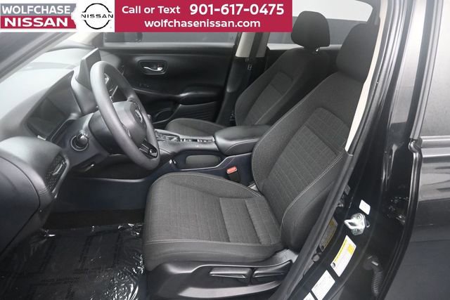 Used 2023 Honda HR-V LX image 17