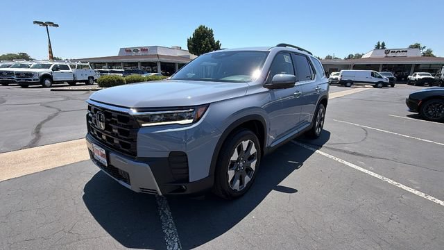 New 2026 Honda Pilot Touring image 1