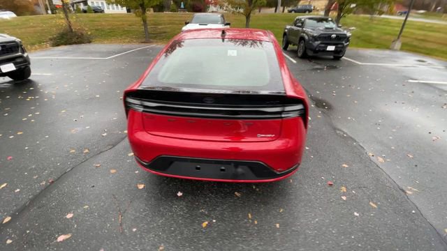 New 2026 Toyota Prius Plug-In Hybrid image 7