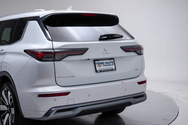 Used 2025 Mitsubishi Outlander SEL image 4
