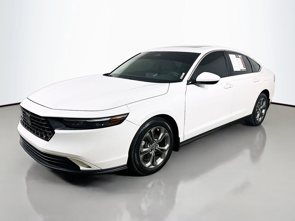 Used 2024 Honda Accord EX image 3
