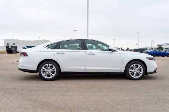 Used 2024 Honda Accord LX image 8