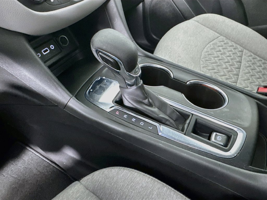 Used 2024 Chevrolet Equinox LT FWD image 20