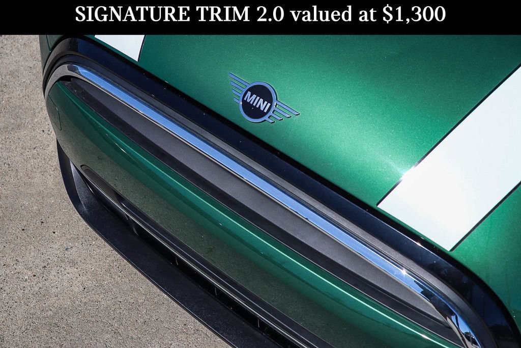 Used 2023 MINI Cooper 4-Door Hardtop image 13