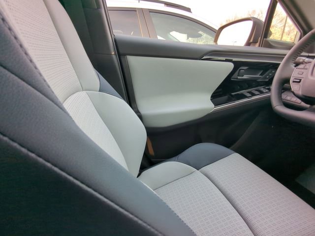Certified 2025 Subaru Solterra AWD/4WD image 15