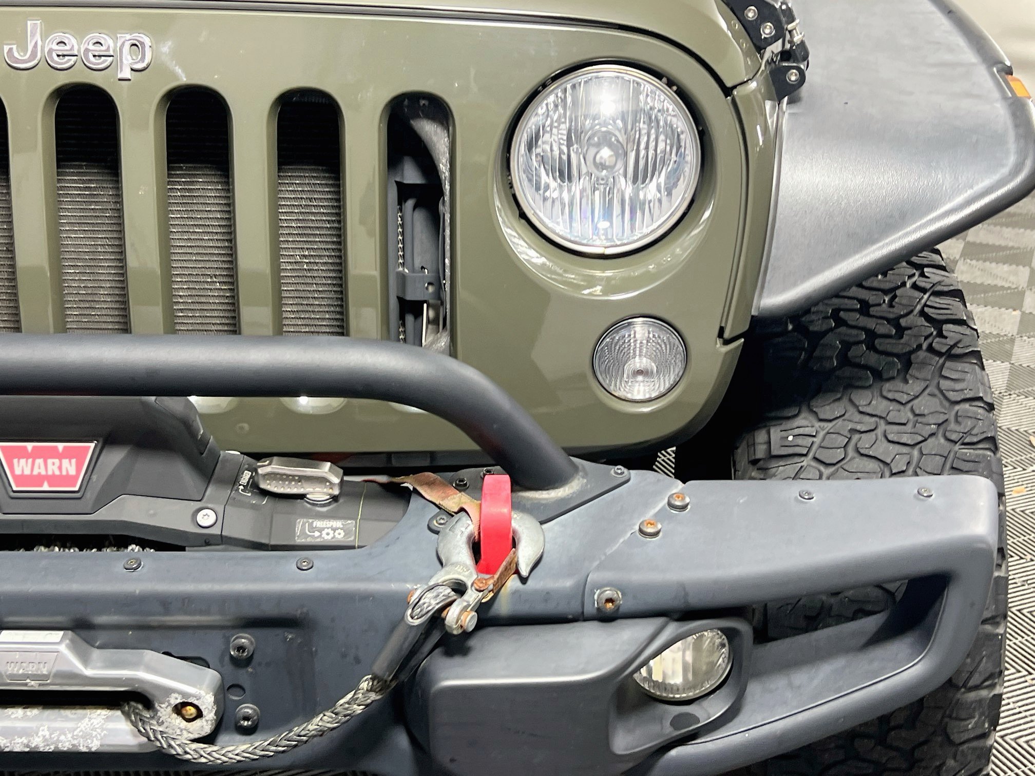 Used 2015 Jeep Wrangler Unlimited Rubicon AWD/4WD image 11