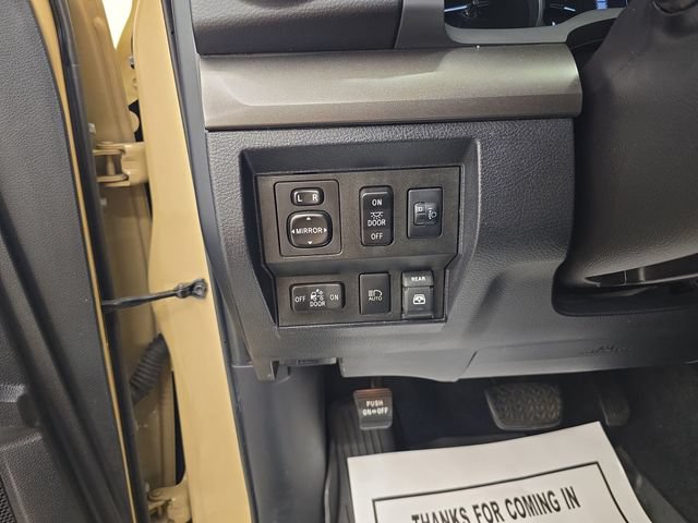 Used 2018 Toyota Tundra SR5 w/ SR5 Upgrade Package AWD/4WD image 34