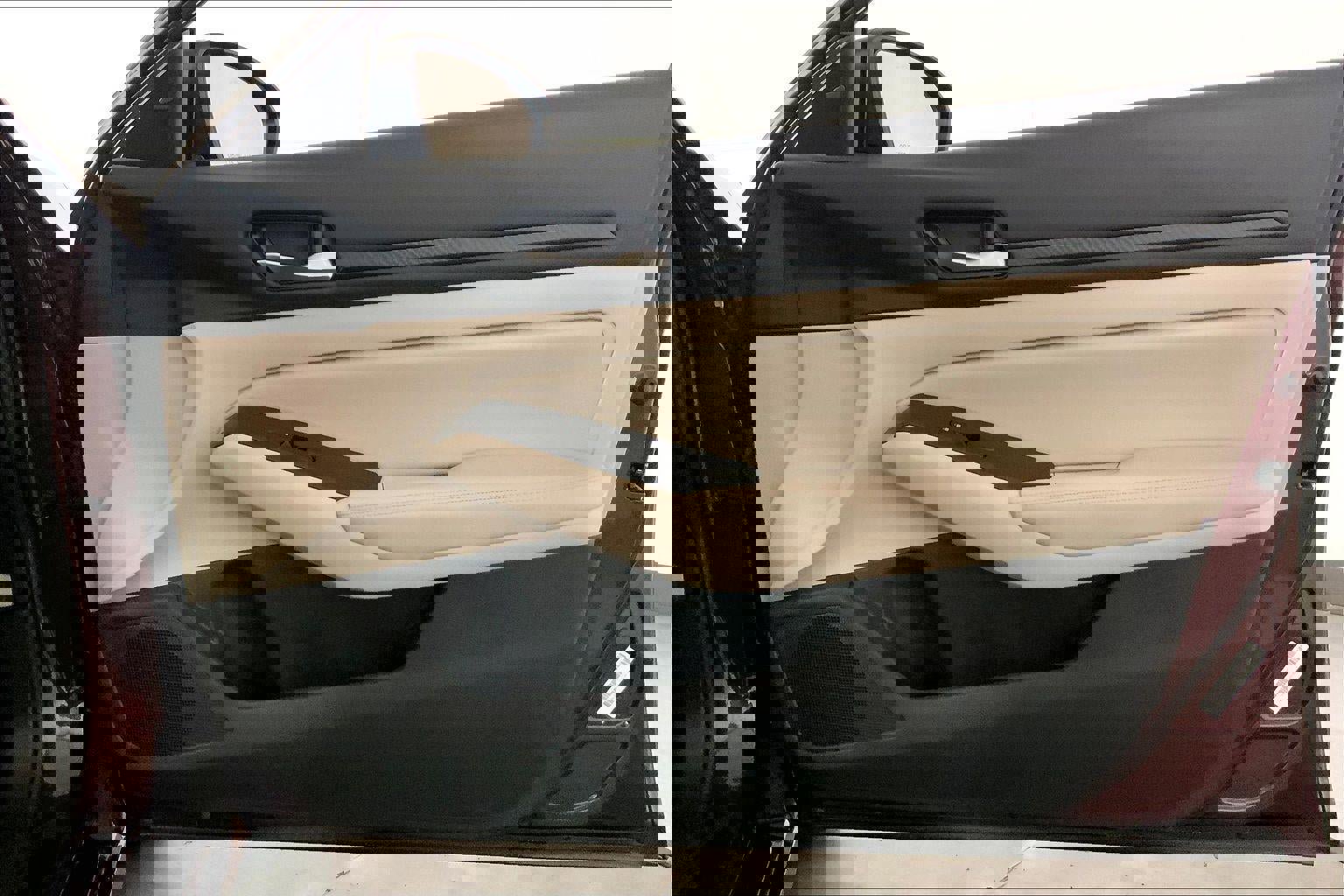 Used 2025 Nissan Altima 2.5 SV image 25