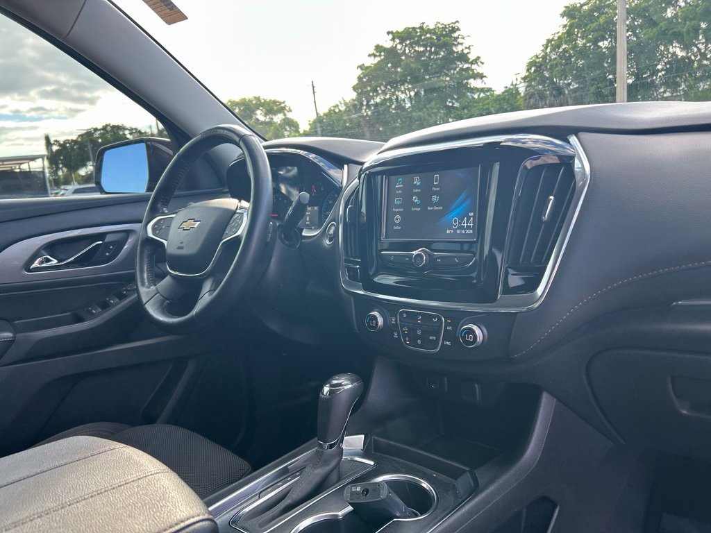 Used 2019 Chevrolet Traverse LT FWD image 25