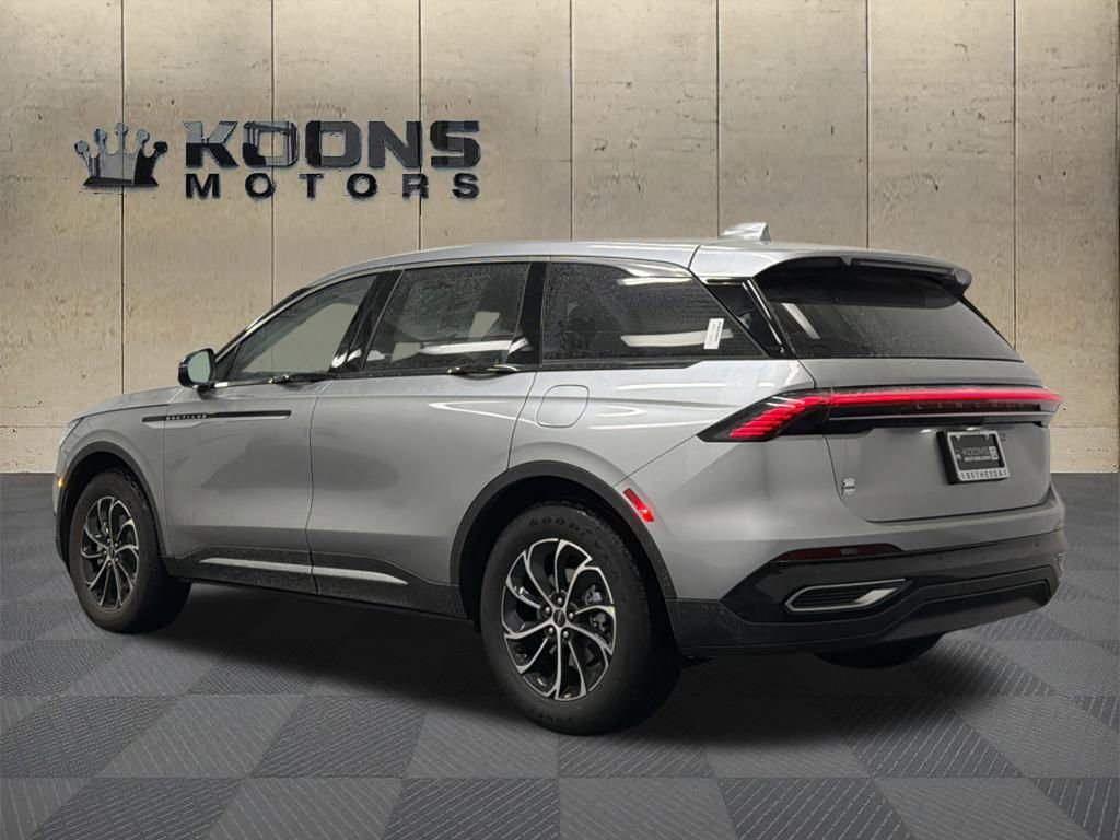 New 2026 Lincoln Nautilus Premier image 6