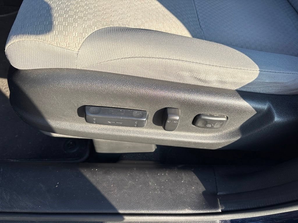 Used 2016 Honda CR-V EX image 17