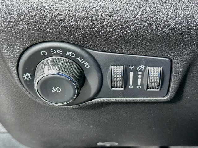Used 2022 Jeep Compass High Altitude AWD/4WD image 26