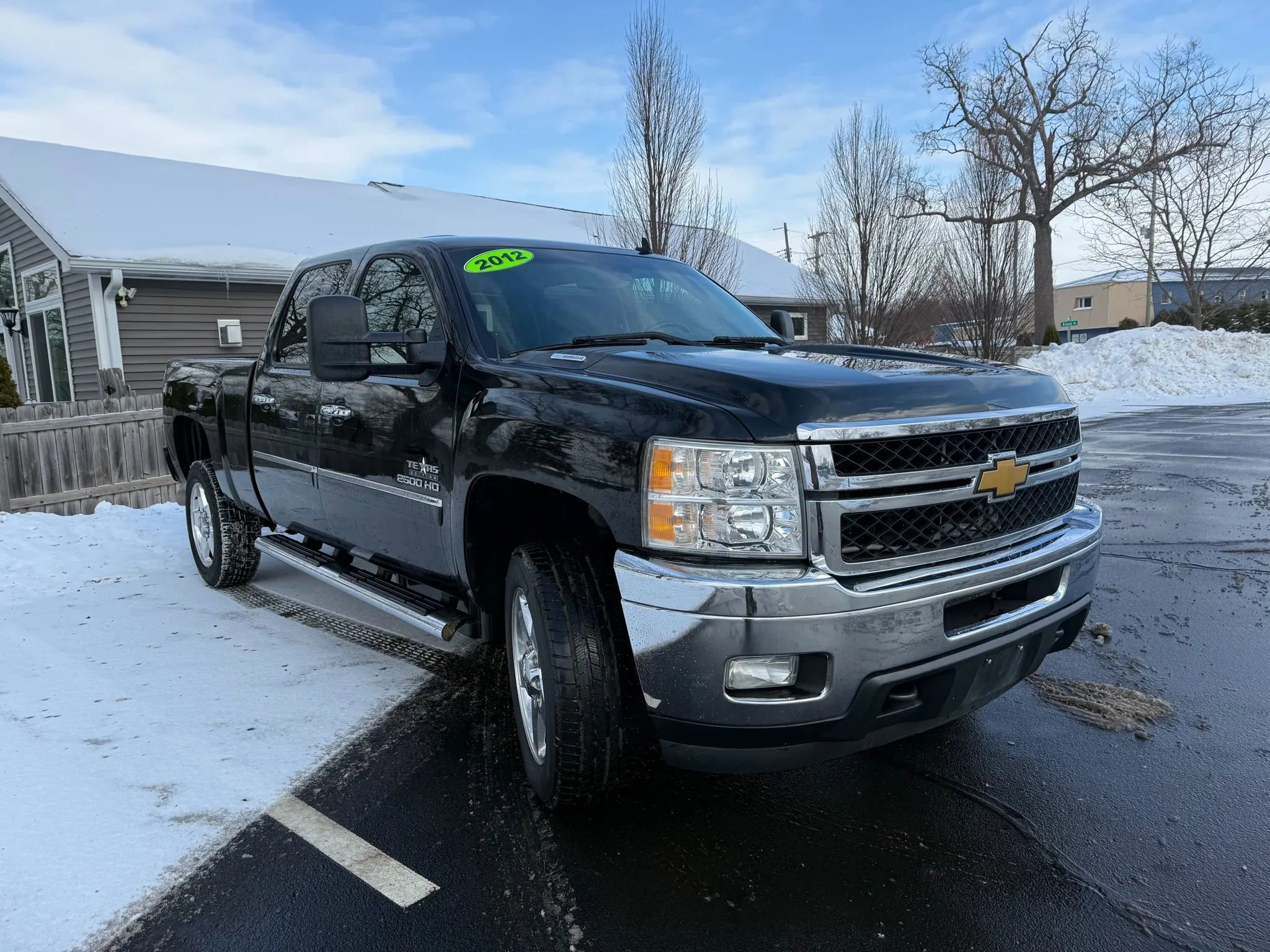 Used 2012 Chevrolet Silverado 2500 LT w/ Texas Edition image 2