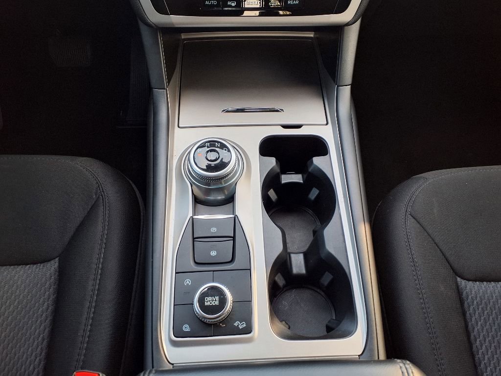 Certified 2023 Ford Explorer XLT w/ Class IV Trailer Tow Package image 14