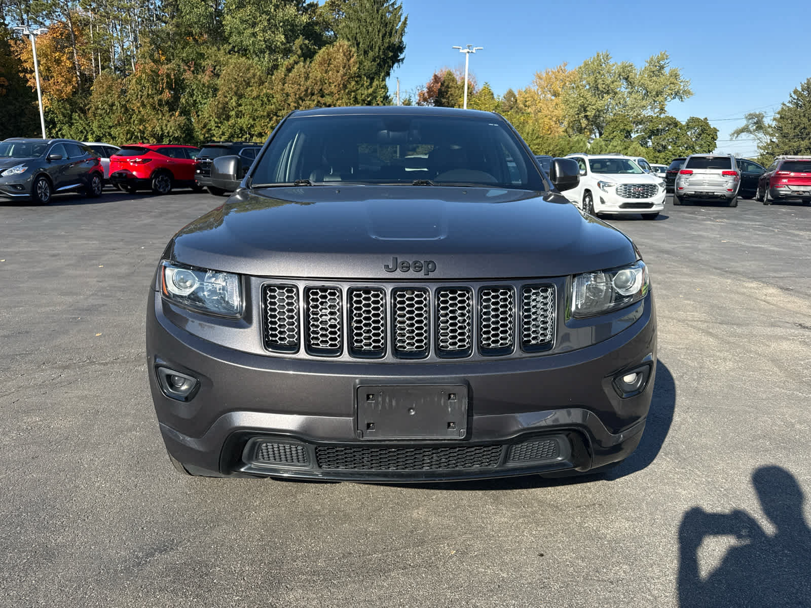 Used 2014 Jeep Grand Cherokee Altitude AWD/4WD image 8