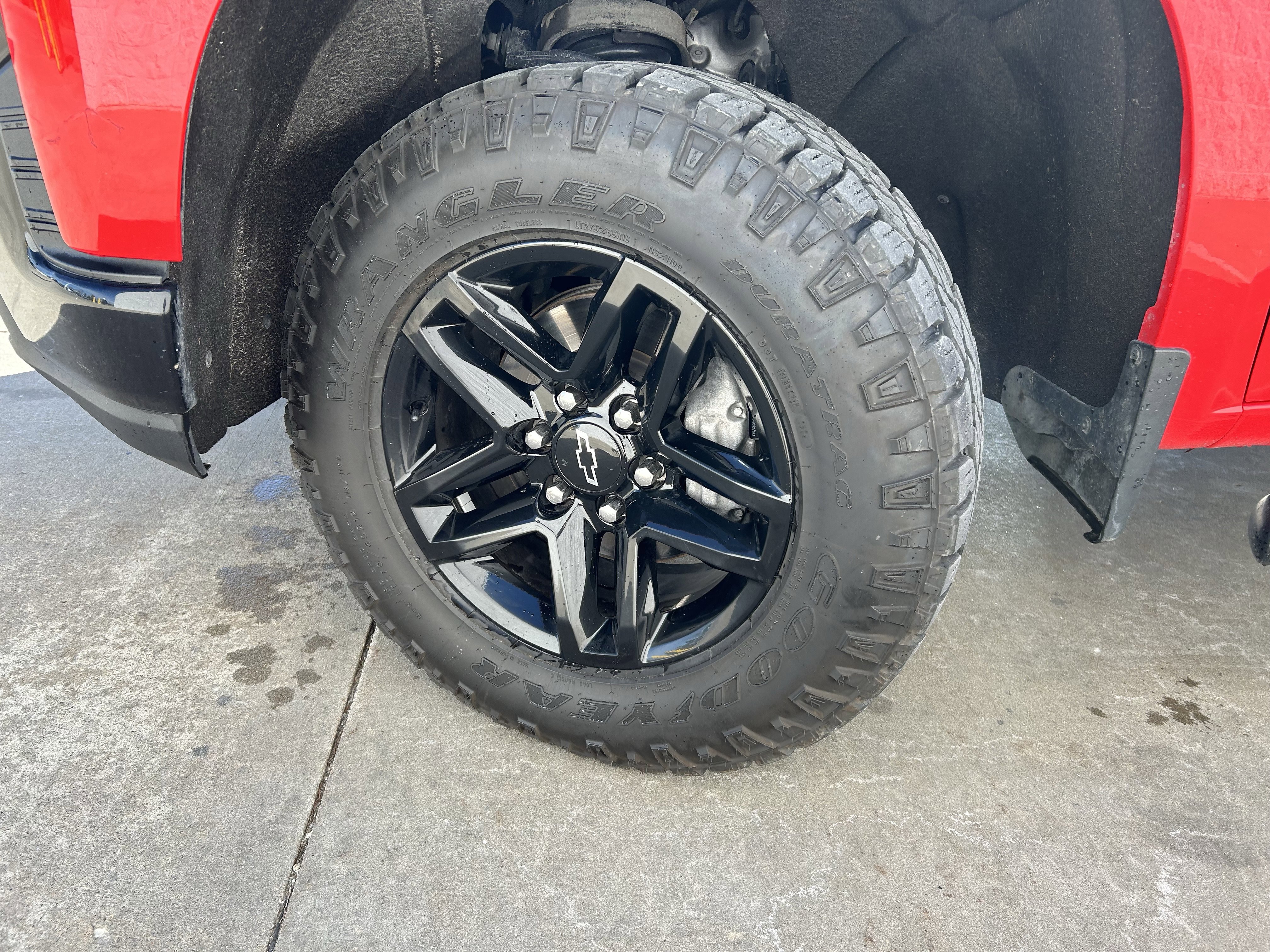 Used 2019 Chevrolet Silverado 1500 LT Trail Boss w/ Convenience Package image 11