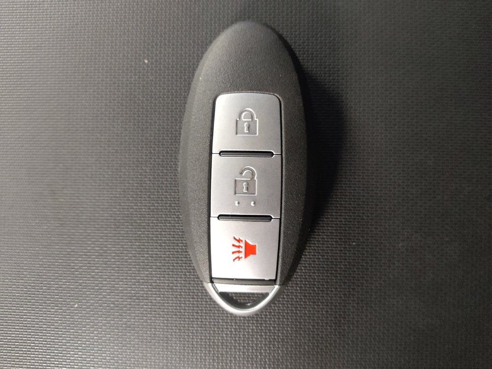 Used 2017 Nissan Titan S AWD/4WD image 32
