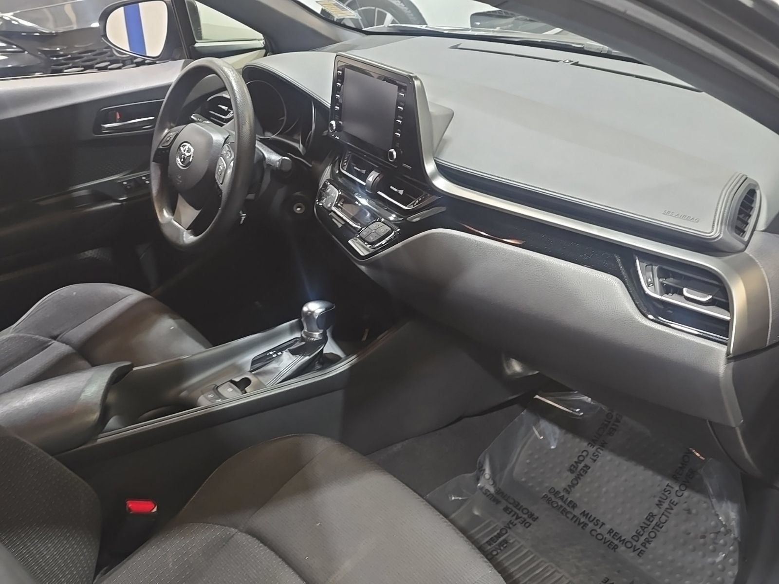 Used 2019 Toyota C-HR LE FWD image 20