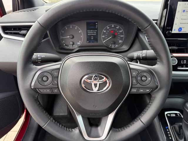 Used 2025 Toyota Corolla SE image 15