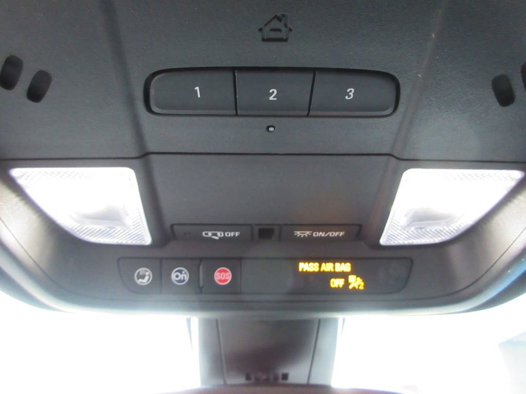 Certified 2022 Chevrolet Blazer RS w/ Enhanced Convenience Package AWD/4WD image 36