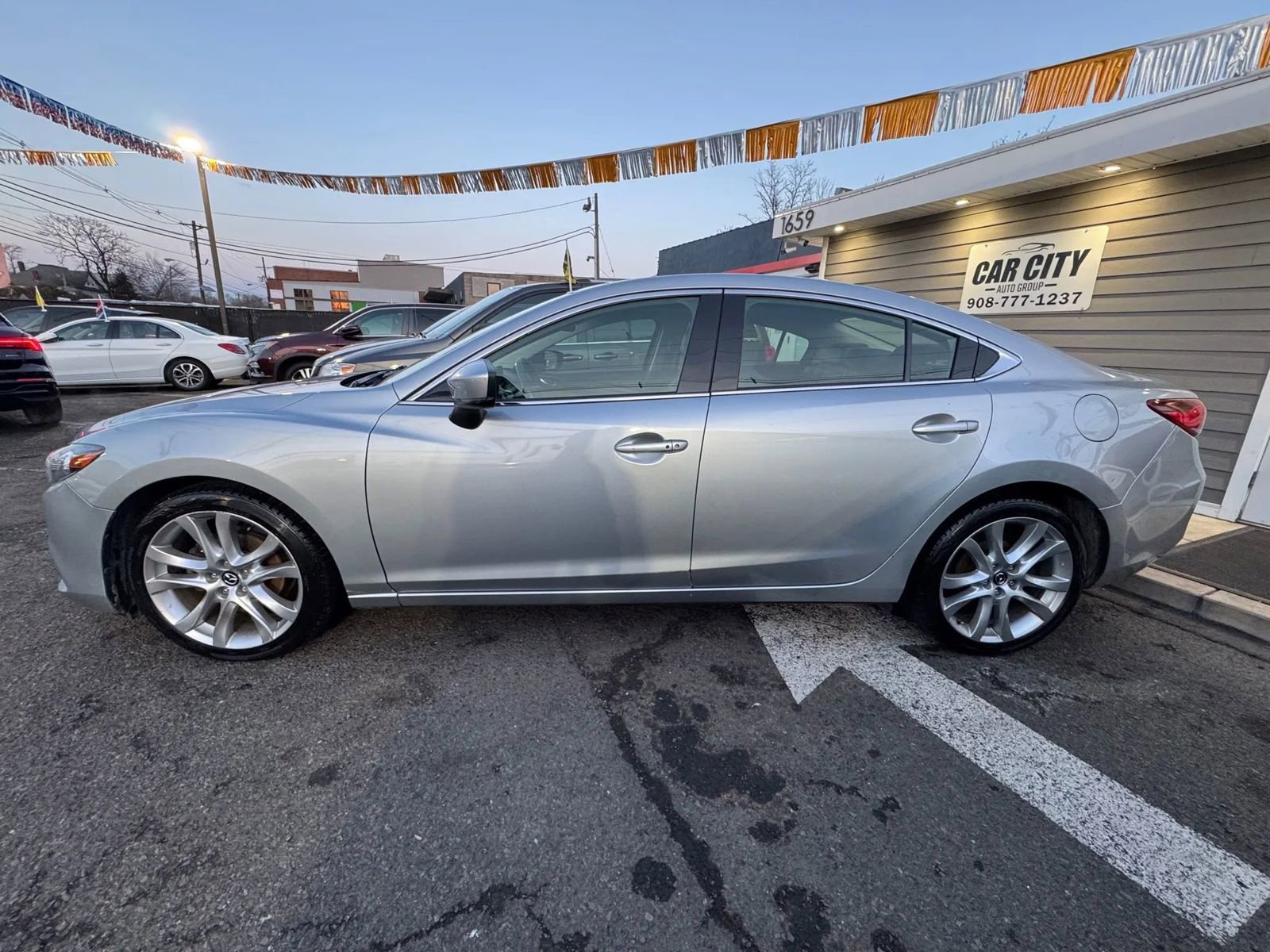 Used 2017 MAZDA MAZDA6 Touring image 2