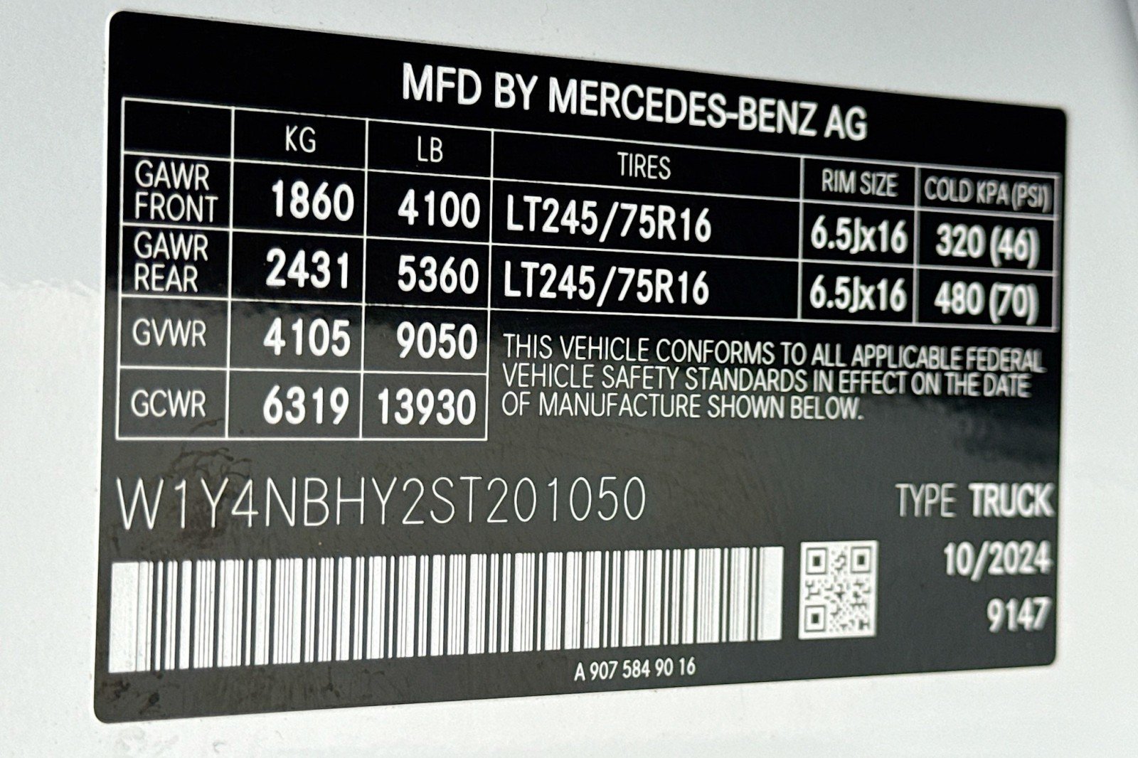 Used 2025 Mercedes-Benz Sprinter 2500 image 26