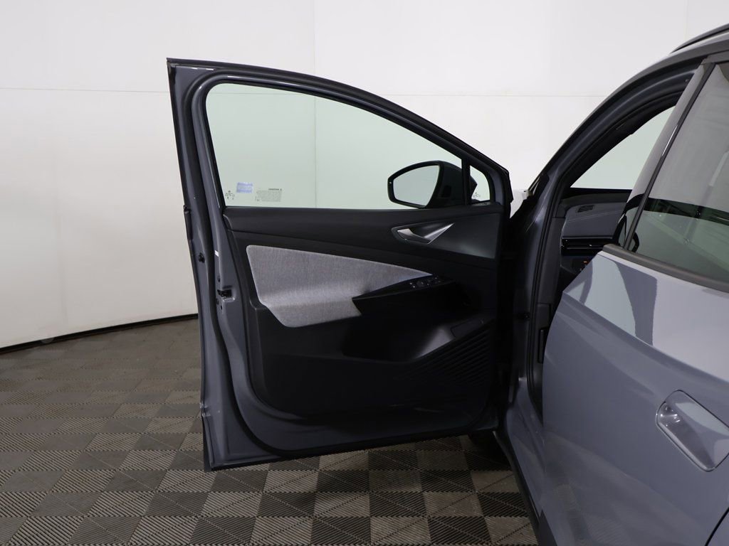 Used 2023 Volkswagen ID.4 Pro image 19