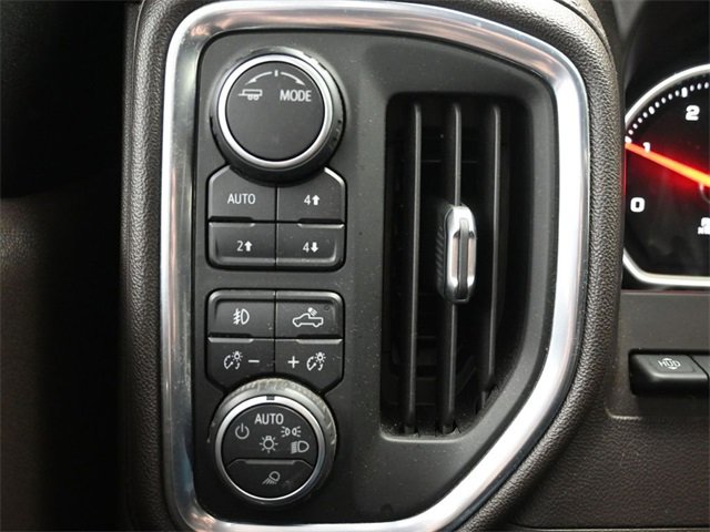 Used 2020 Chevrolet Silverado 2500 LTZ w/ Technology Package image 29
