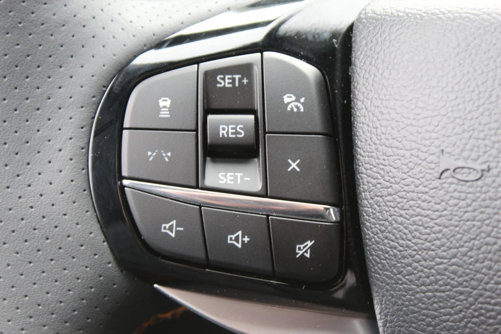 New 2026 Ford Explorer Tremor w/ Tremor Ultimate Package image 28