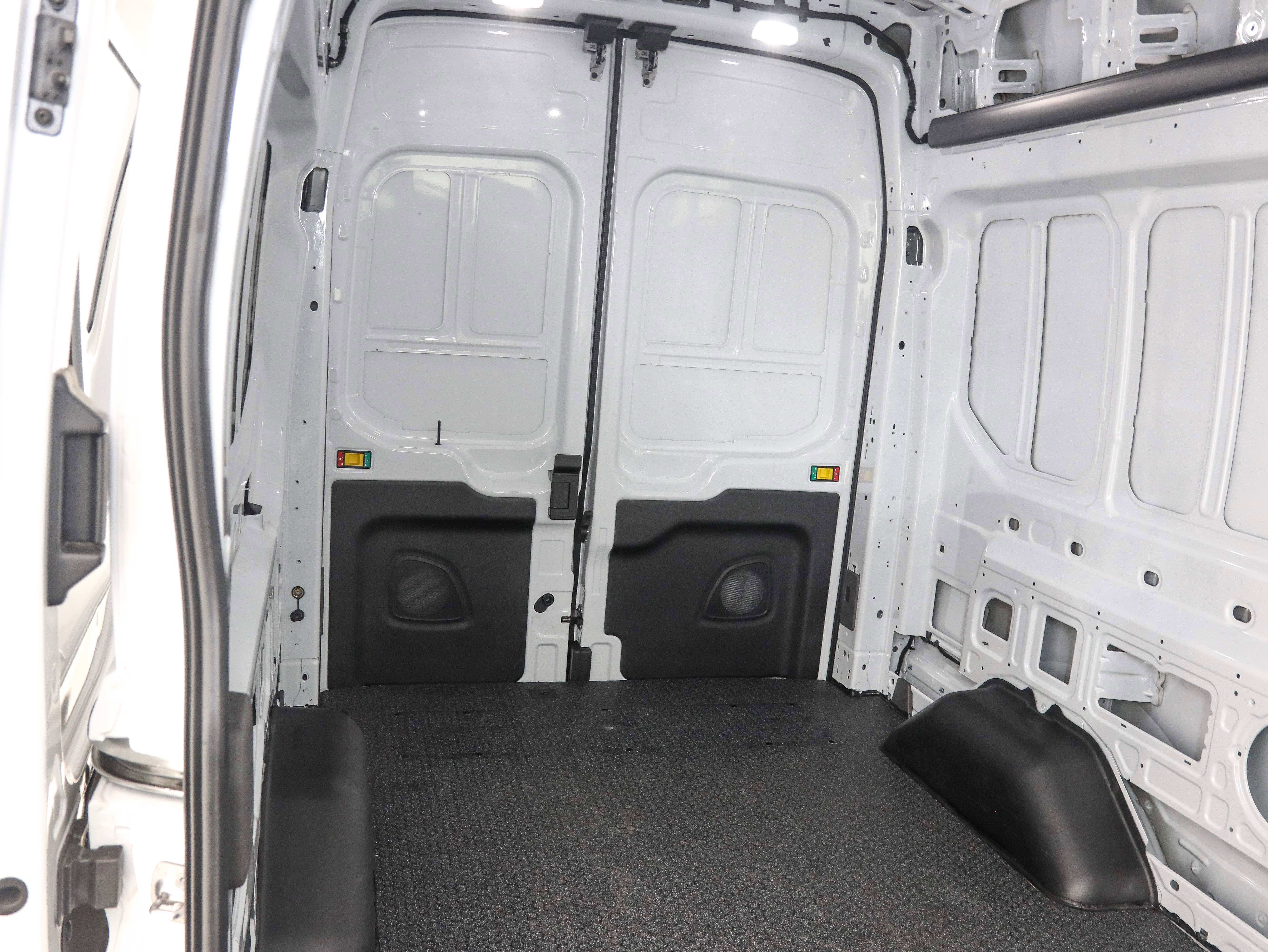 Used 2025 Ford Transit 250 148 High Roof image 15