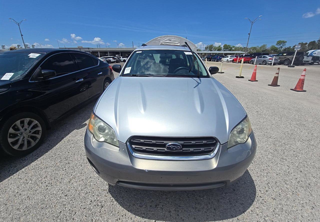 Used 2007 Subaru Outback 2.5i AWD/4WD image 2