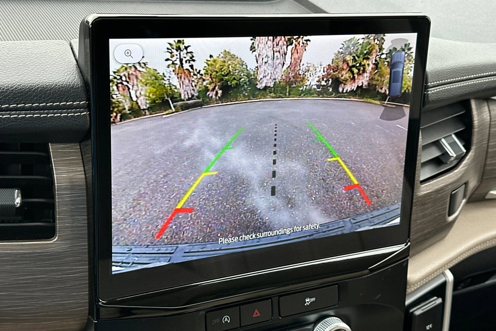 Used 2024 Ford Expedition Max Limited image 19