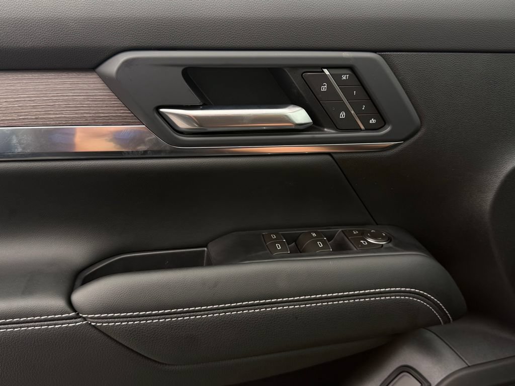 New 2026 GMC Terrain Denali w/ LPO, Floor Liner Package AWD/4WD image 25