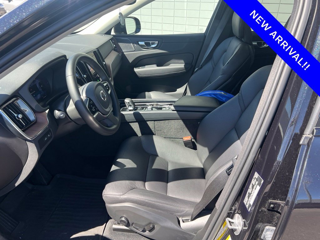Certified 2024 Volvo XC60 T8 Plus w/ Climate Package AWD/4WD image 7