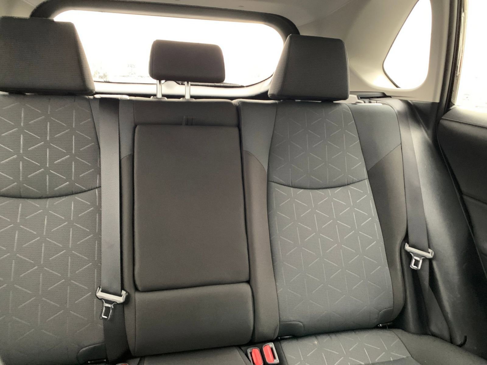 Used 2025 Toyota RAV4 XLE image 37