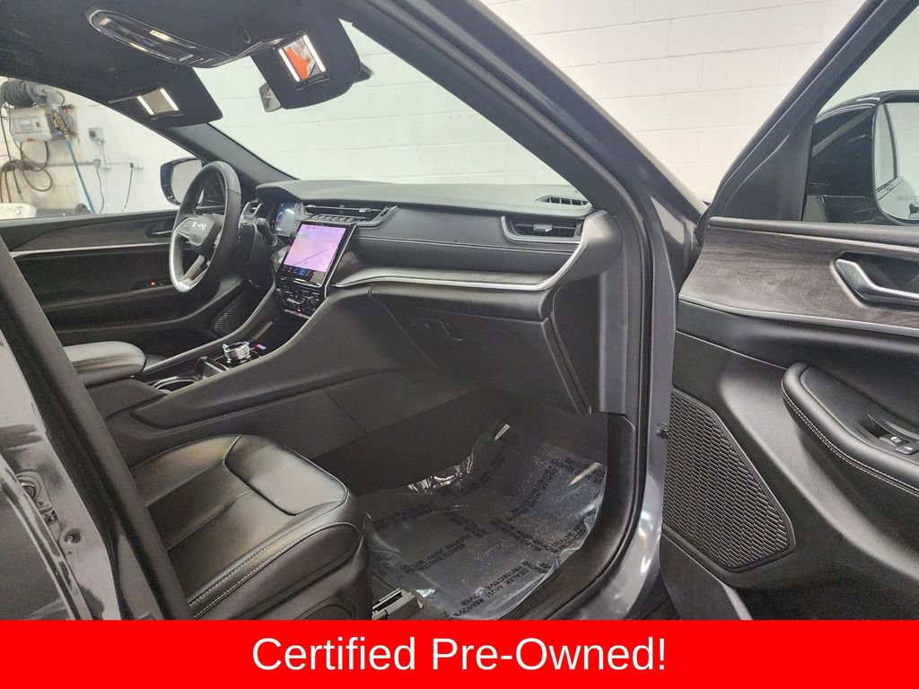 Certified 2025 Jeep Grand Cherokee Limited image 34