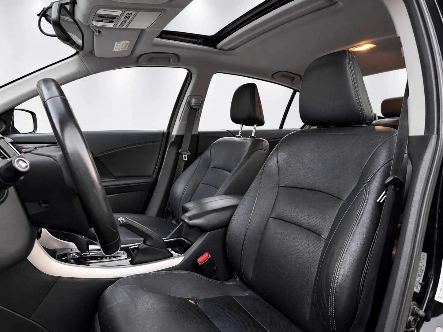 Used 2017 Honda Accord EX-L image 14