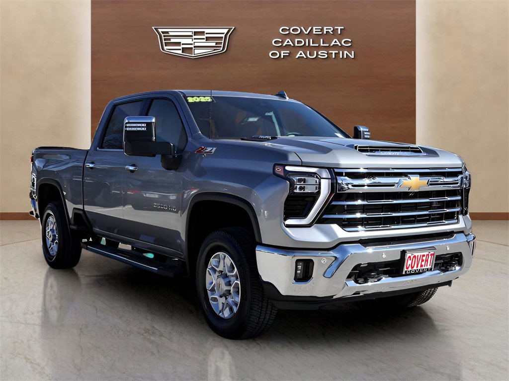 Used 2025 Chevrolet Silverado 2500 LTZ w/ LTZ Convenience Package image 6
