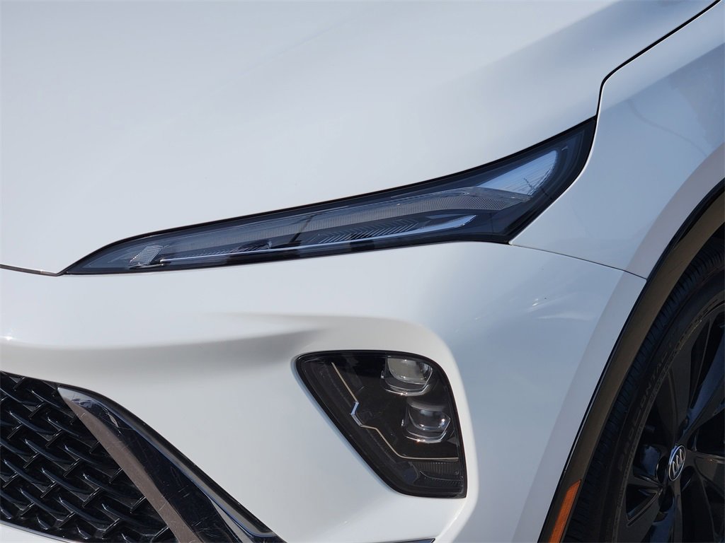 Used 2024 Buick Envision Sport Touring image 8