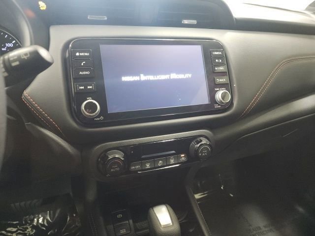 Used 2024 Nissan Kicks SR FWD image 28
