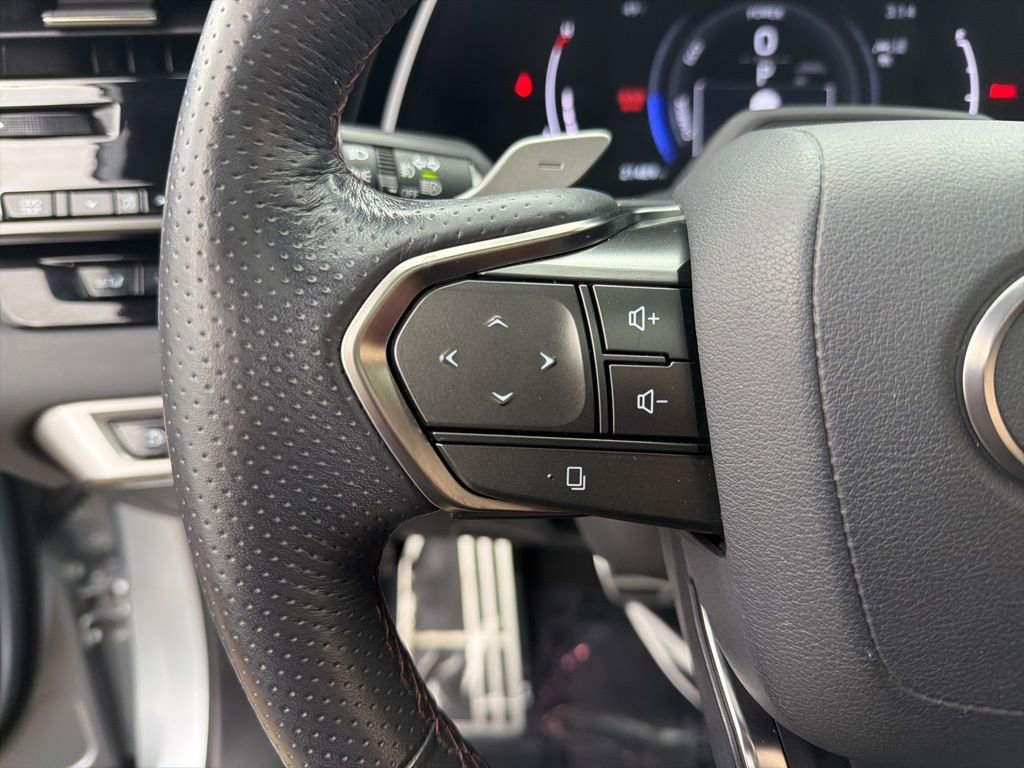 Used 2024 Lexus RX 500h F Sport w/ Convenience Package image 13