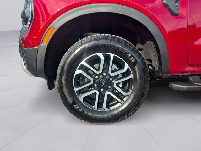 Used 2025 Ford Ranger Lariat w/ FX4 Off-Road Package AWD/4WD image 9