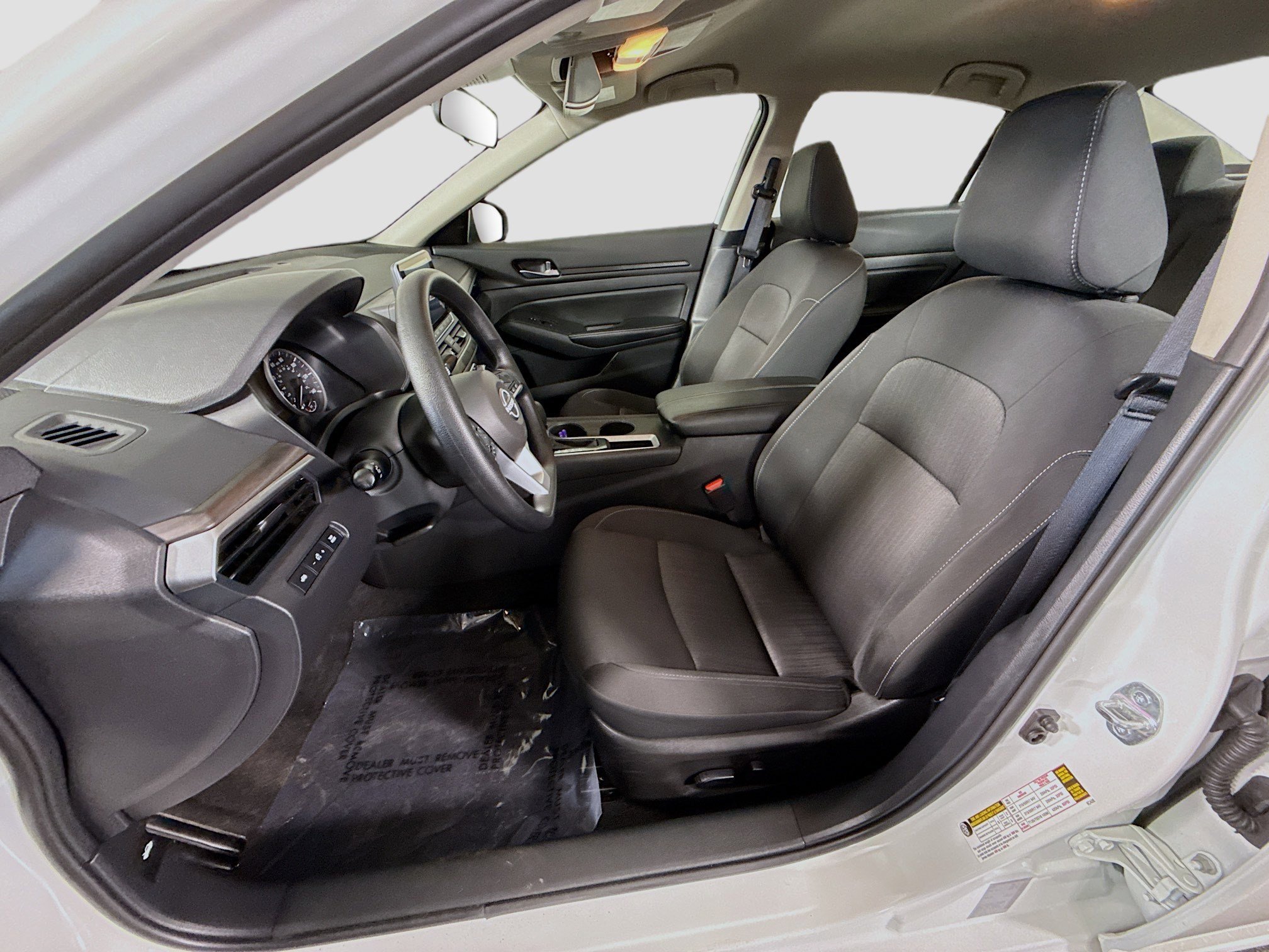 Used 2025 Nissan Altima 2.5 SV image 22