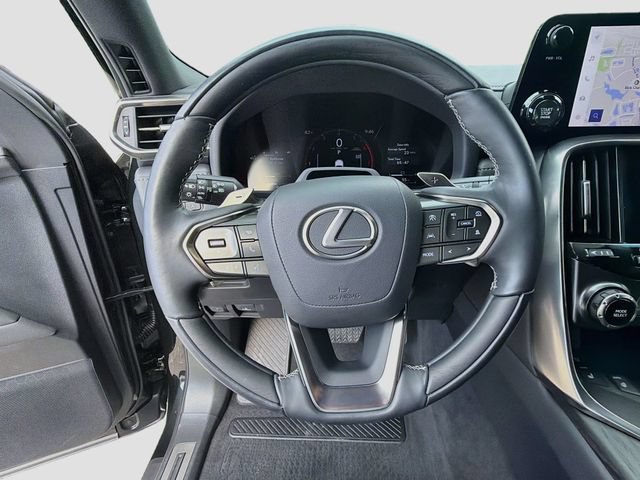 Used 2025 Lexus LX 600 4WD w/ Accessory Package (2T) image 41