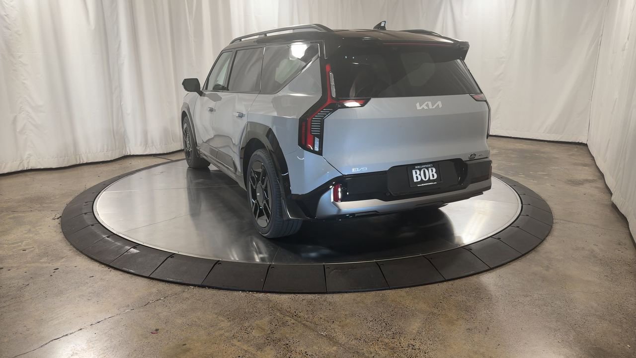 New 2026 Kia EV9 GT-Line image 8