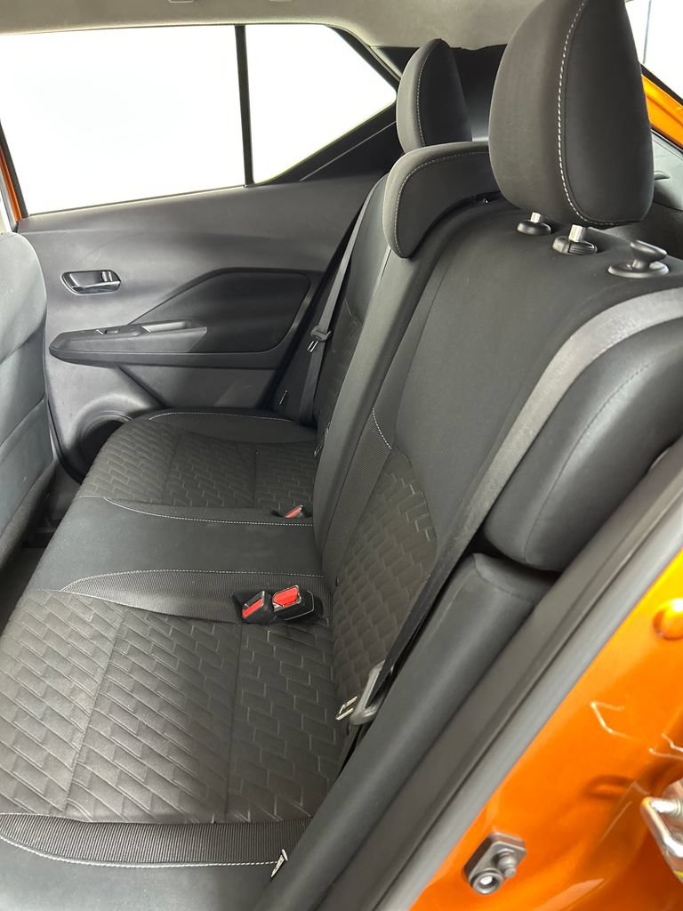 Used 2023 Nissan Kicks SV FWD image 17
