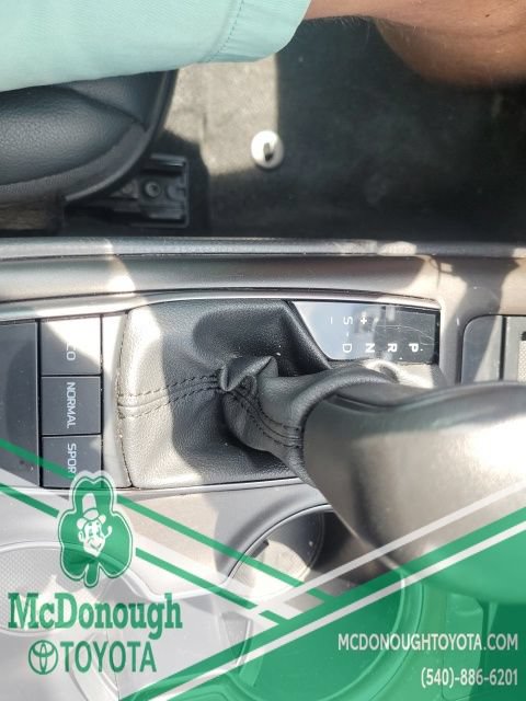 Used 2024 Toyota Camry SE FWD image 18