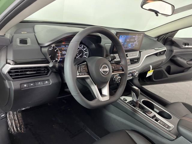 New 2026 Nissan Altima 2.5 SR w/ SR Premium Package FWD image 20