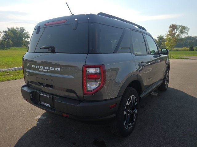 Certified 2023 Ford Bronco Sport Outer Banks w/ Tech Package AWD/4WD image 8