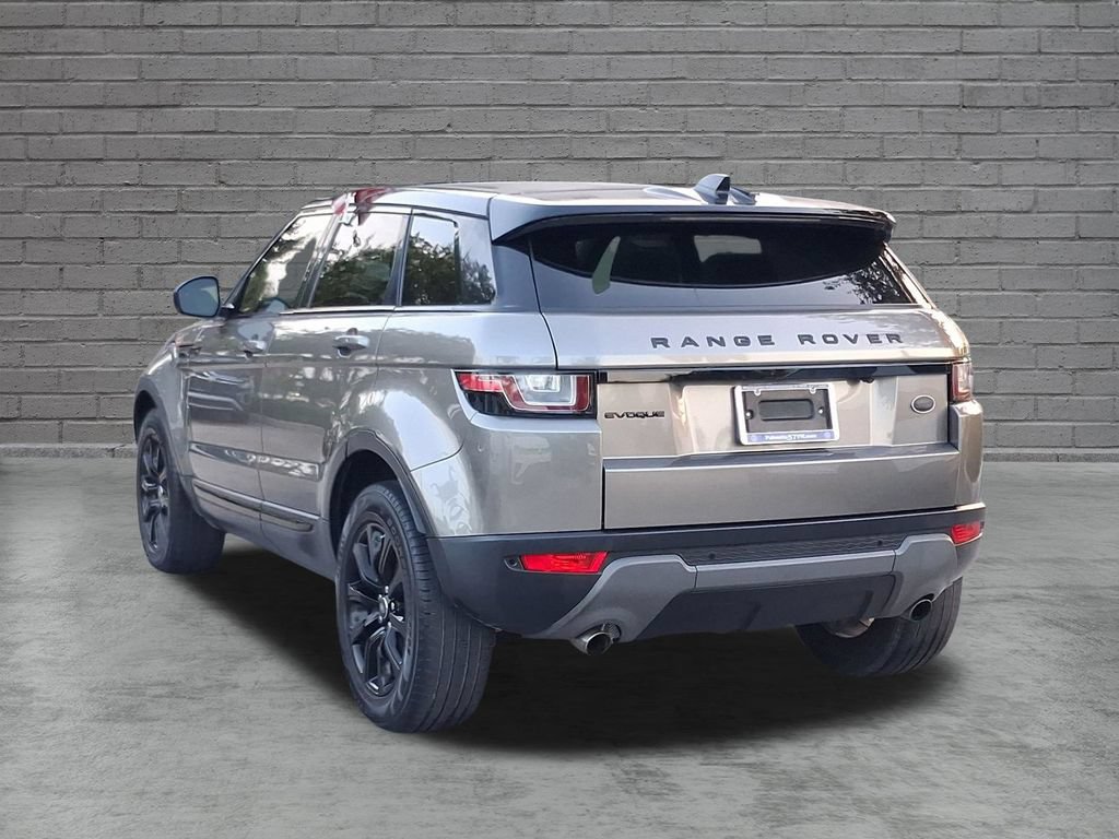 Used 2019 Land Rover Range Rover Evoque SE AWD/4WD image 4